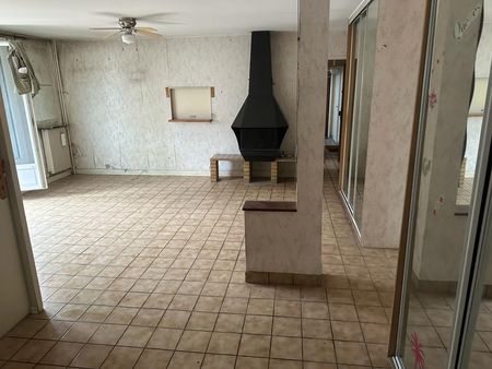 photo logement La Ville du Bois apres nettoyage diogene