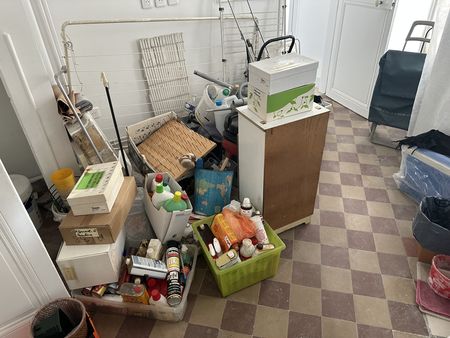 photo logement diogene Val de Marne avant nettoyage